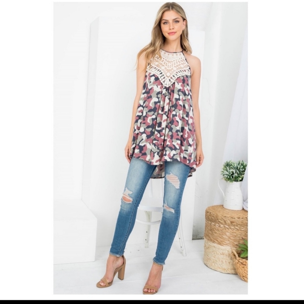 Camo sleeveless top